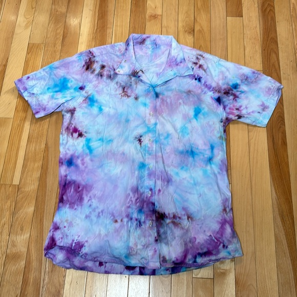 Tye dye button down shirt - Picture 8 of 12